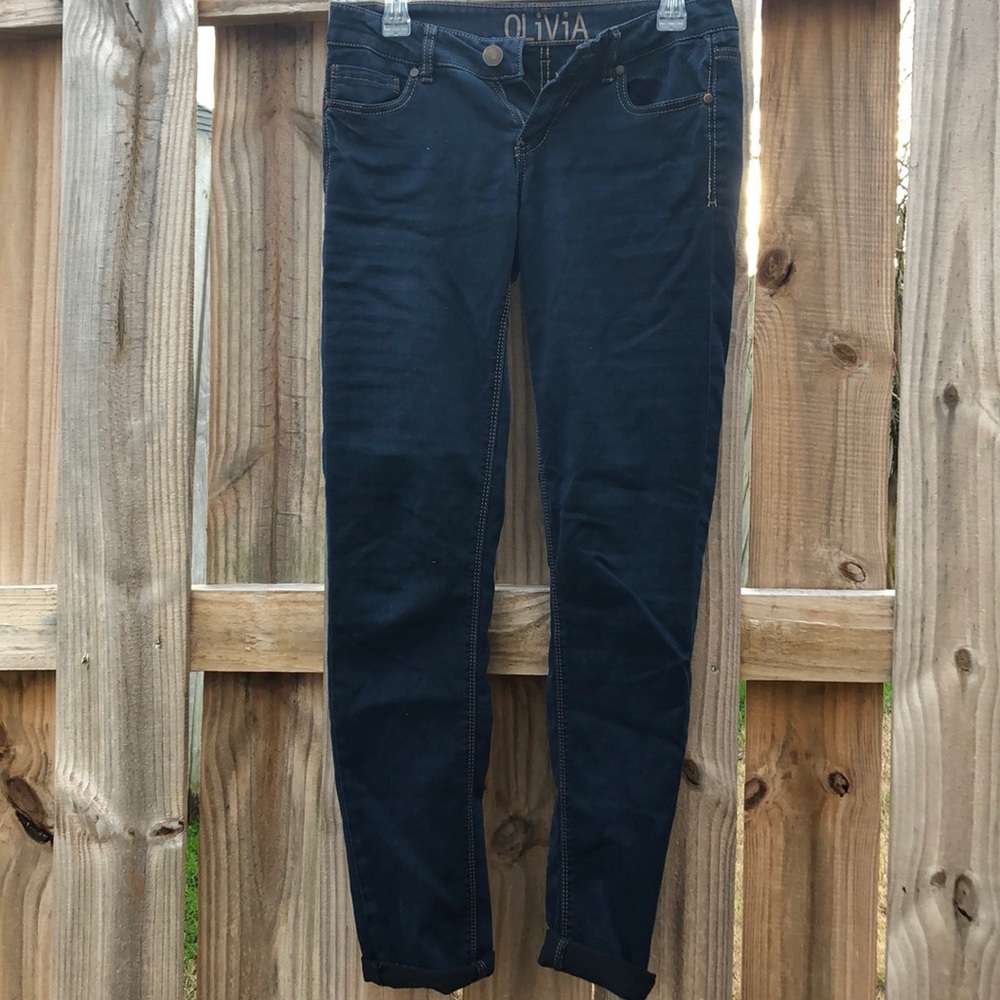 Delia brand skinny jeans